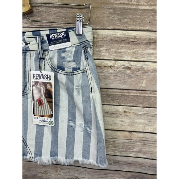 Rewash Brand NWT Women's Size 7/28 Mini Skirt Vint - Picture 2 of 10